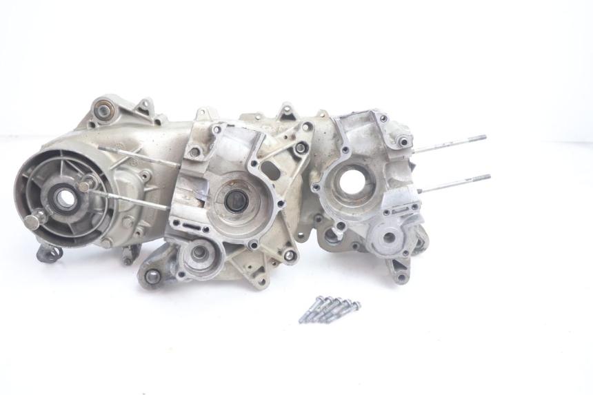 photo de CARTER INFERIOR DO MOTOR PIAGGIO TYPHOON 50 (1993 - 1999) - Vista principal