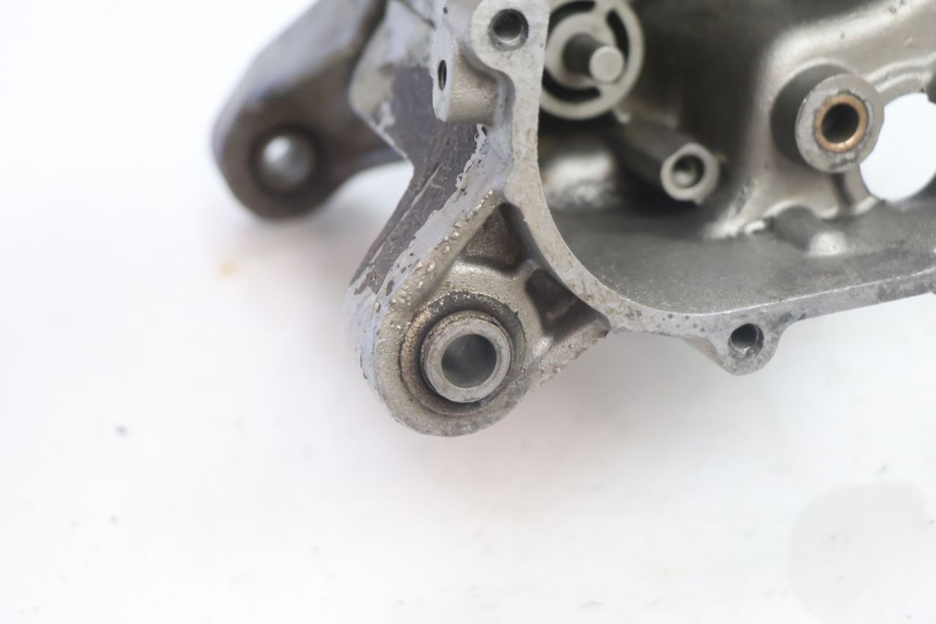 photo de CARTER INFERIOR DO MOTOR PIAGGIO TYPHOON 50 (1993 - 1999) - Vista de perto