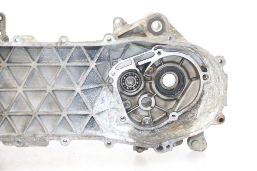 photo de CARTER INFERIOR DO MOTOR PIAGGIO TYPHOON 80 (1994 - 1997) - Pontos de fixação