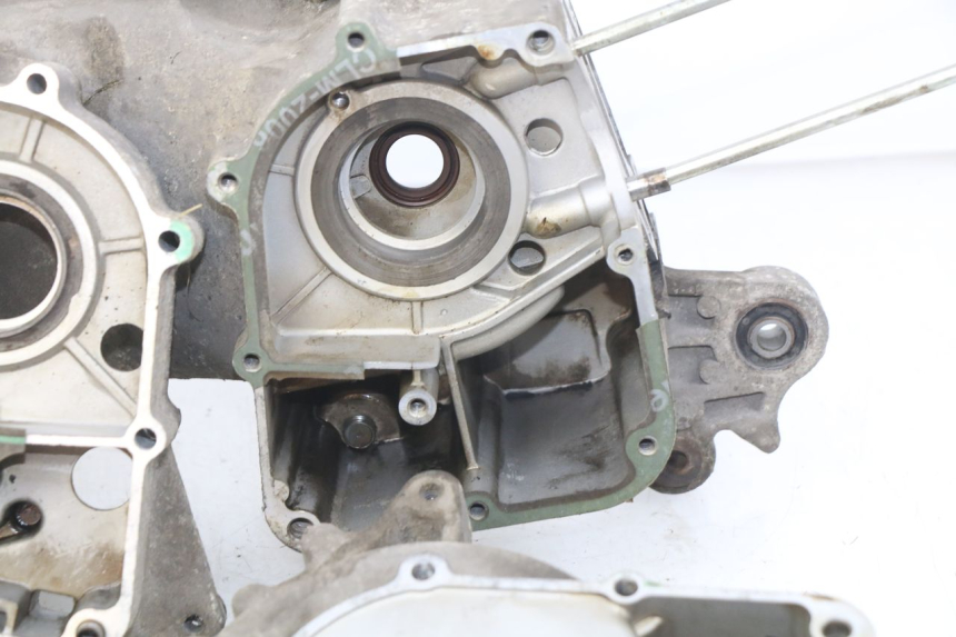 photo de CARTER INFERIOR DO MOTOR PEUGEOT V-CLIC VCLIC 50 (2007 - 2013) - Vista principal