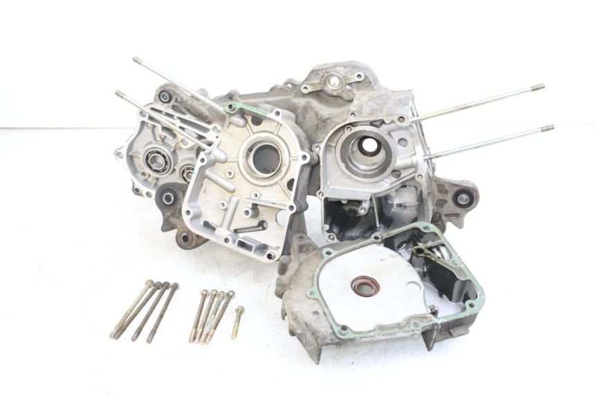 photo de CARTER INFERIOR DO MOTOR PEUGEOT V-CLIC VCLIC 50 (2007 - 2013) - Detalhe da peça