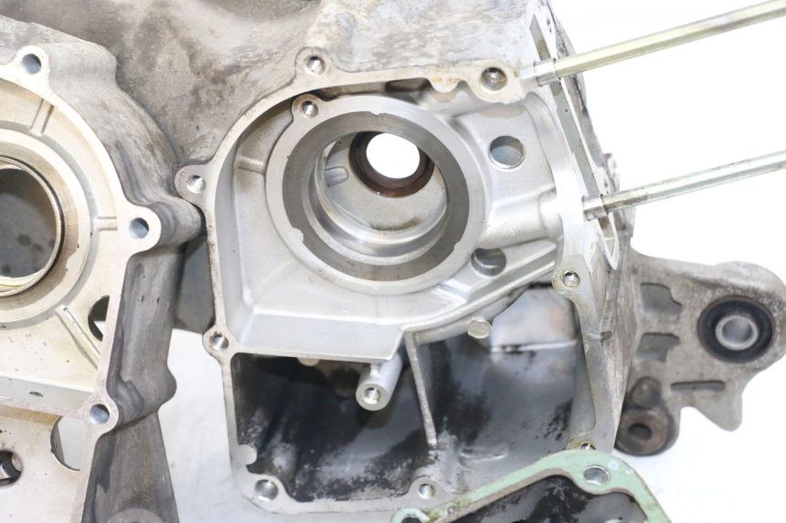 photo de CARTER INFERIOR DO MOTOR PEUGEOT V-CLIC VCLIC 50 (2007 - 2013) - Zoom de qualidade