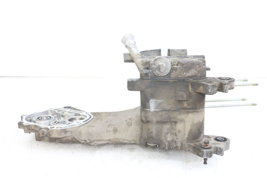 photo de CARTER INFERIOR DO MOTOR PEUGEOT V-CLIC VCLIC 50 (2007 - 2013) - Outro ângulo de visão
