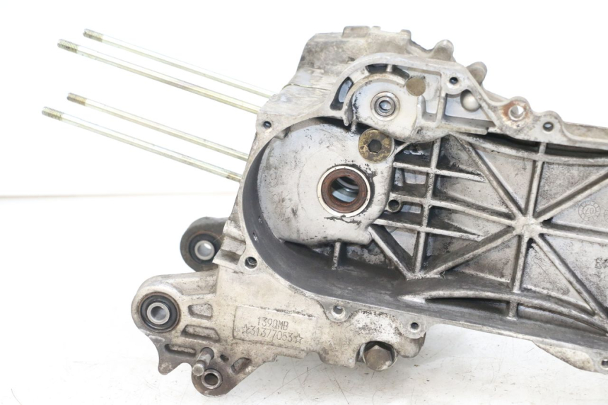 photo de CARTER INFERIOR DO MOTOR PEUGEOT V-CLIC VCLIC 50 (2007 - 2013) - Marcações e referências