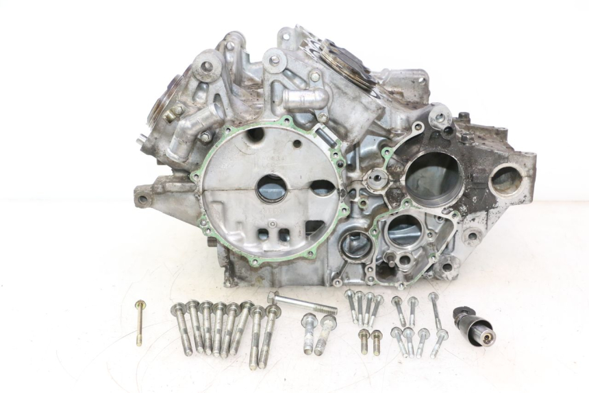 photo de CARCAÇA INFERIOR DO MOTOR HONDA VFR FI RC46 800 (1998 - 2001) - Vista principal