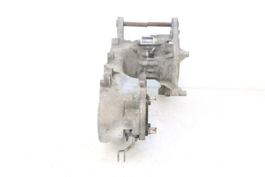 photo de CARTER INFERIOR DO MOTOR PEUGEOT VIVACITY NEW 2T 50 (2008 - 2017) - Vista de perto