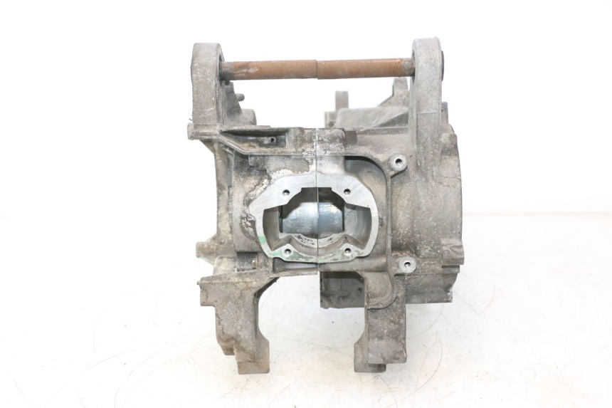 photo de CARTER INFERIOR DO MOTOR PEUGEOT VIVACITY NEW 2T 50 (2008 - 2017) - Zoom do estado de desgaste