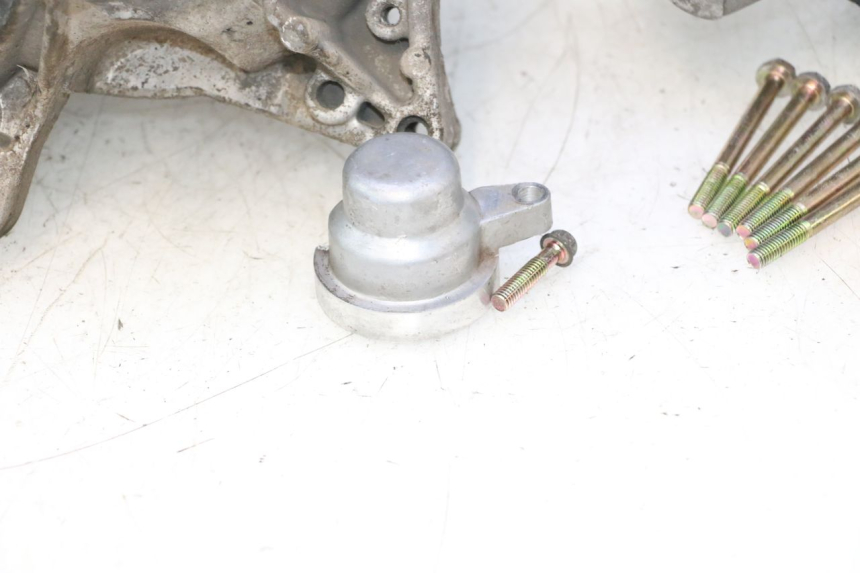 photo de CARTER INFERIOR DO MOTOR PEUGEOT VIVACITY NEW 2T 50 (2008 - 2017) - Estado da superfície