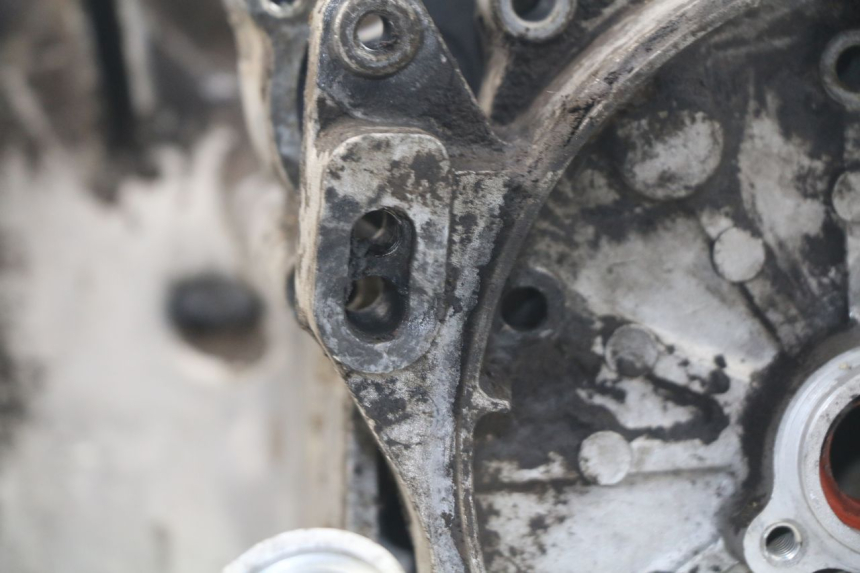 photo de CARCAÇA INFERIOR DO MOTOR PEUGEOT VIVACITY NEW 4T 50 (2008 - 2017) - Zoom do estado de desgaste