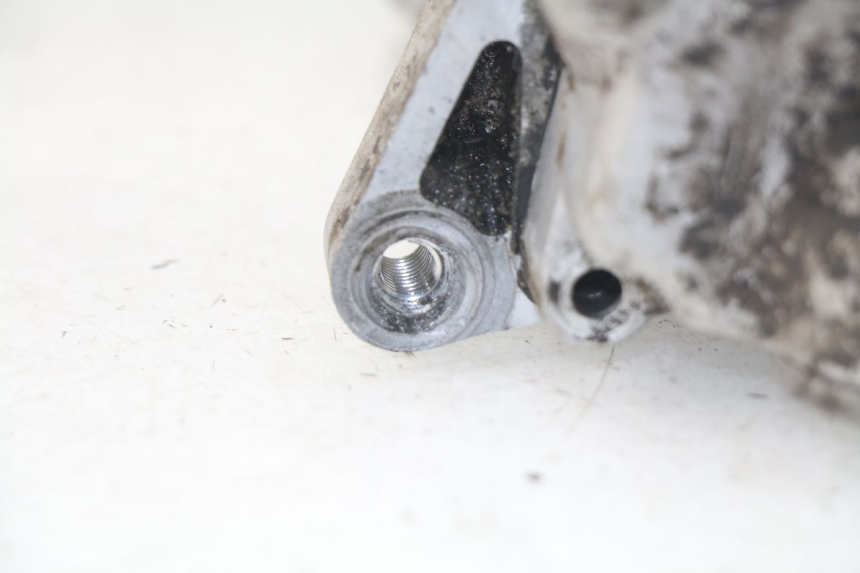 photo de CARCAÇA INFERIOR DO MOTOR PEUGEOT VIVACITY NEW 4T 50 (2008 - 2017) - Outro ângulo de visão