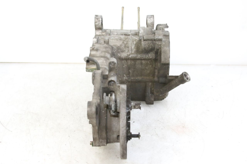 photo de CARTER INFERIOR DO MOTOR PEUGEOT VIVACITY 125 (2010 - 2017) - Estado da superfície