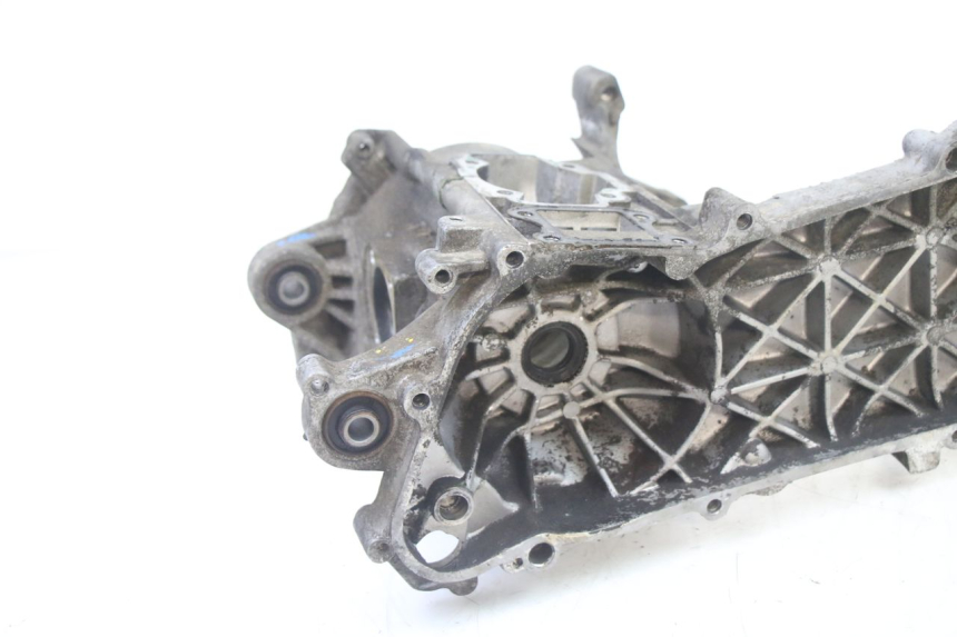 photo de CARTER INFERIOR DO MOTOR PEUGEOT VIVACITY 50 (2004 - 2009) - Detalhe da peça