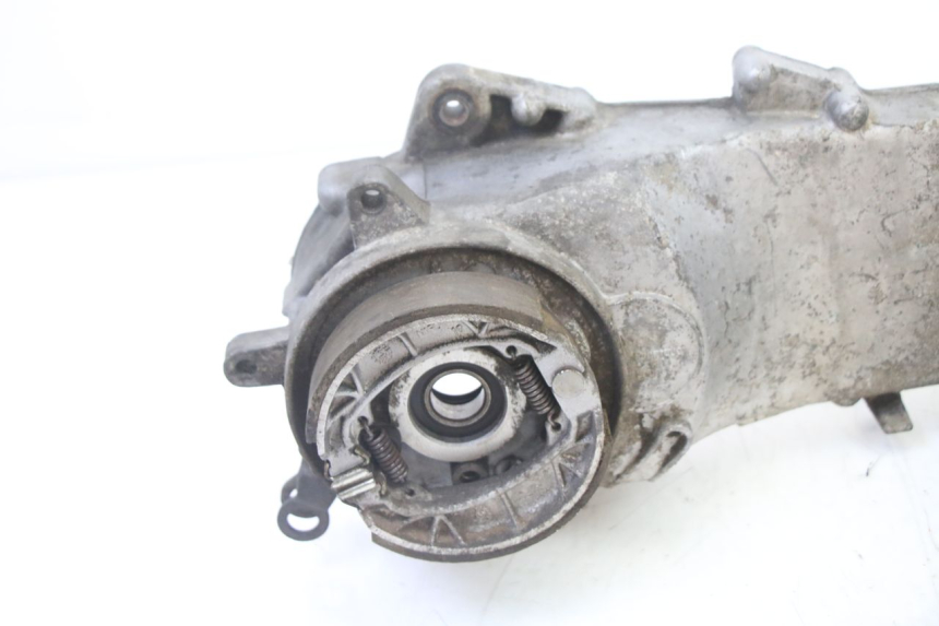photo de CARTER INFERIOR DO MOTOR PEUGEOT VIVACITY 50 (2004 - 2009) - Ampliação técnica