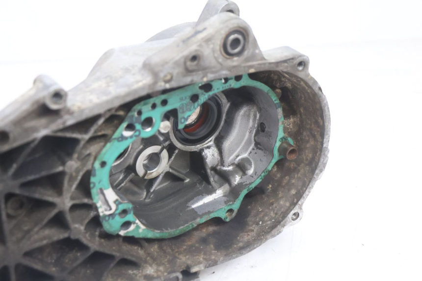 photo de CARTER INFERIOR DO MOTOR PEUGEOT VIVACITY 50 (2004 - 2009) - Ampliação técnica