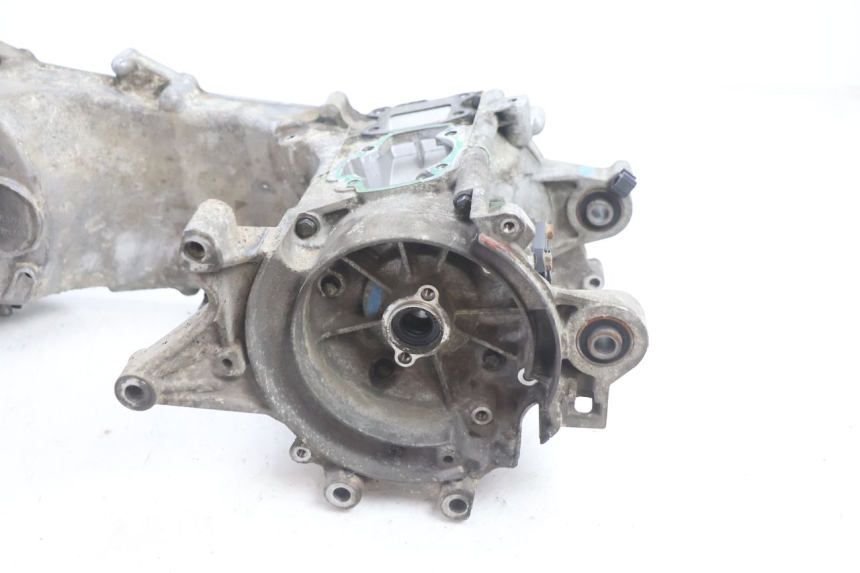 photo de CARTER INFERIOR DO MOTOR PEUGEOT VIVACITY 50 (2004 - 2009) - Marcações e referências