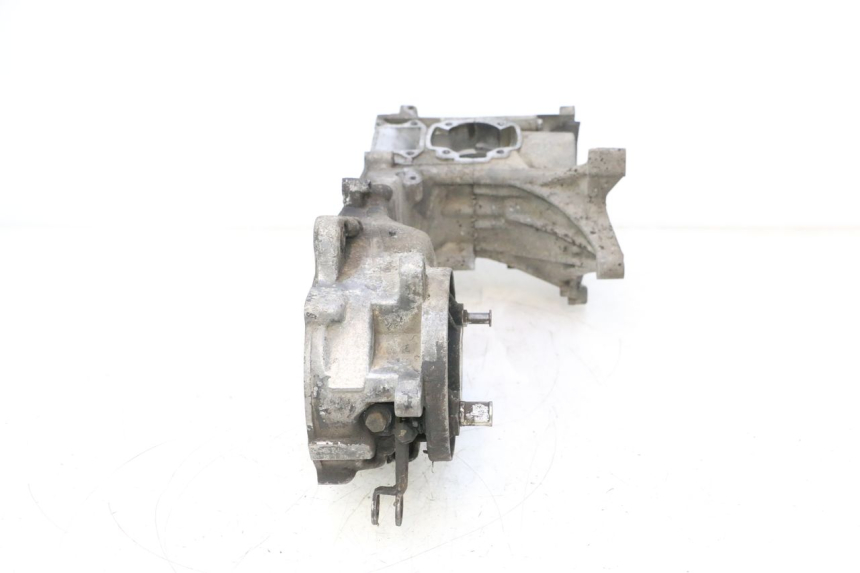 photo de CARTER INFERIOR DO MOTOR PEUGEOT VIVACITY 50 (1998 - 2003) - Estado da superfície