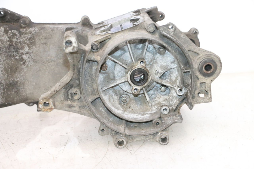 photo de CARTER INFERIOR DO MOTOR PEUGEOT VIVACITY 50 (1998 - 2003) - Marcações e referências