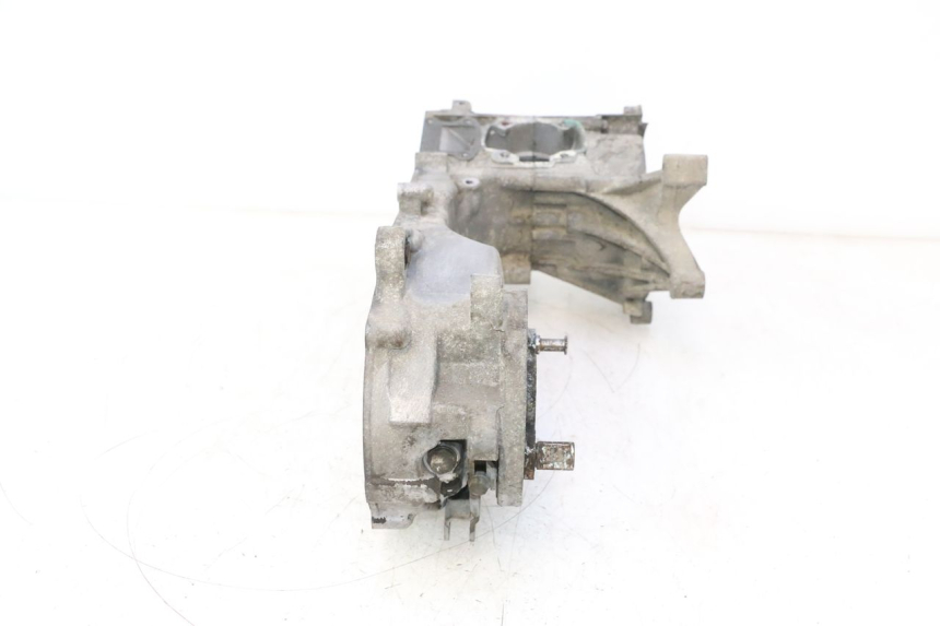 photo de CARTER INFERIOR DO MOTOR PEUGEOT VIVACITY 50 (2004 - 2009) - Pontos de fixação