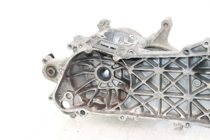 photo de CARTER INFERIOR DO MOTOR PEUGEOT VIVACITY 50 (2004 - 2009) - Estado da superfície