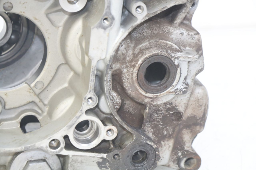 photo de CARTER INFERIOR DO MOTOR DAELIM VJ ROADWIN FI 125 (2008 - 2017) - Pontos de fixação