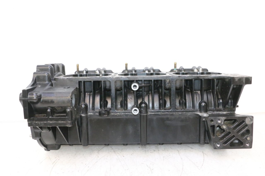 photo de CARCAÇA INFERIOR DO MOTOR YAMAHA WAVE RUNNER GP R 1200 (2000 - 2003) - Zoom de qualidade