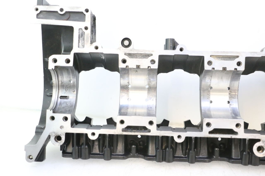 photo de CARCAÇA INFERIOR DO MOTOR YAMAHA WAVE RUNNER GP R 1200 (2000 - 2003) - Vista do produto