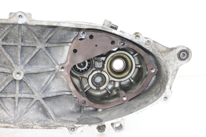 photo de CARTER INFERIOR DO MOTOR YAMAHA X-MAX XMAX 125 (2010 - 2013) - Ampliação dos componentes