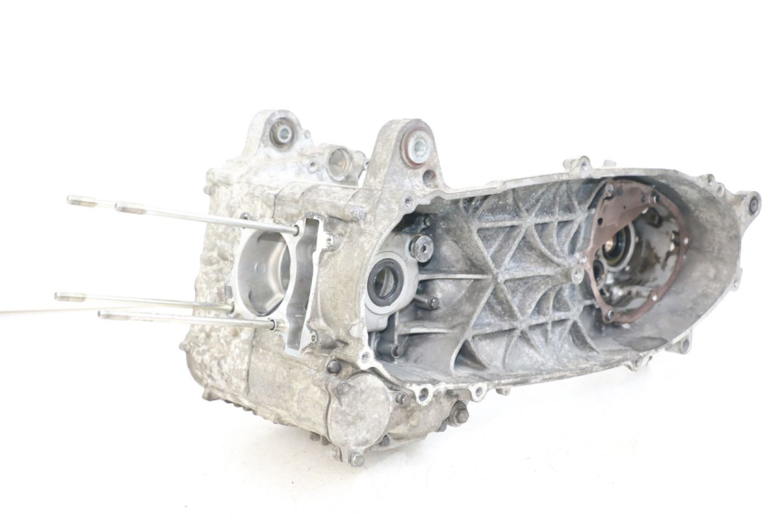 photo de CARTER INFERIOR DO MOTOR YAMAHA X-MAX XMAX 125 (2010 - 2013) - Outro ângulo de visão