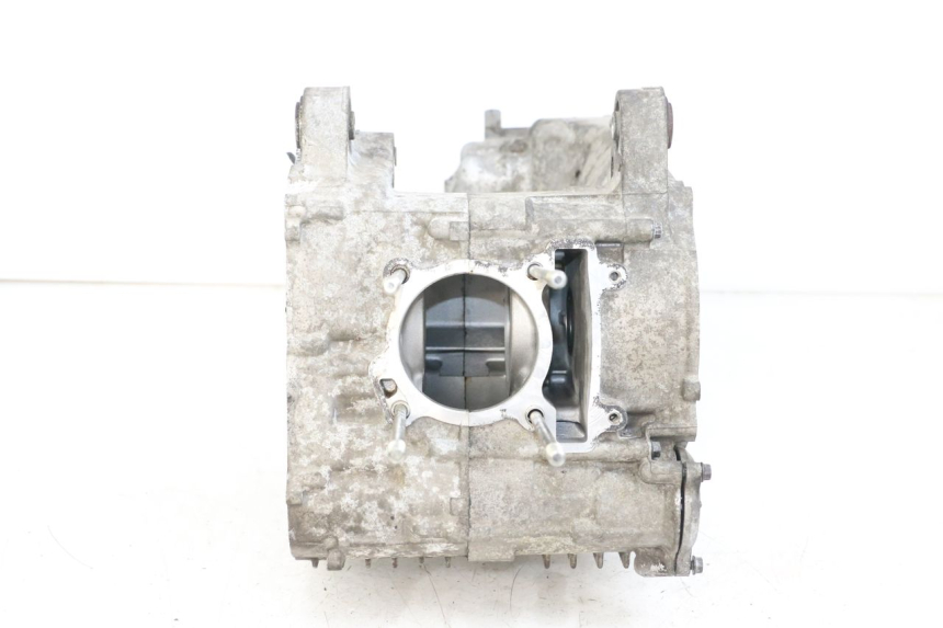 photo de CARTER INFERIOR DO MOTOR YAMAHA X-MAX XMAX 125 (2010 - 2013) - Ampliação técnica