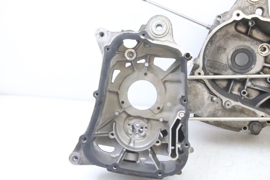 photo de CARTER INFERIOR DO MOTOR YAMAHA X-MAX XMAX 125 (2010 - 2013) - Ampliação técnica