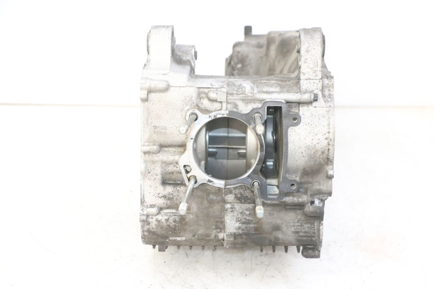photo de CARTER INFERIOR DO MOTOR YAMAHA XMAX X-MAX 125 (2006 - 2009) - Zoom de qualidade