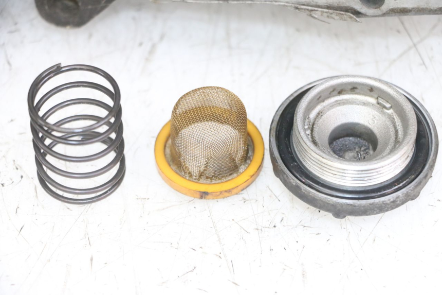 photo de CARTER INFERIOR DO MOTOR YAMAHA XMAX X-MAX 125 (2006 - 2009) - Outro ângulo de visão