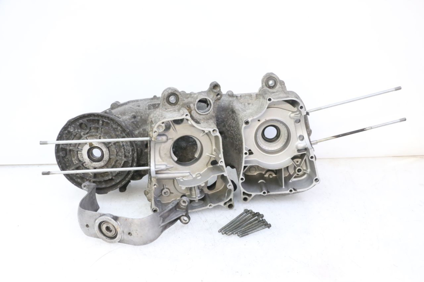 photo de CARTER INFERIOR DO MOTOR YAMAHA X-MAX XMAX 250 (2006 - 2009) - Detalhe da peça