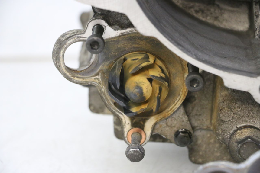 photo de CARTER INFERIOR DO MOTOR YAMAHA X-MAX XMAX 250 (2006 - 2009) - Estrutura - ampliação