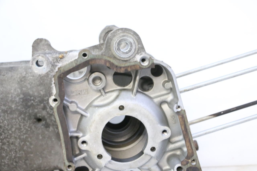 photo de CARTER INFERIOR DO MOTOR YAMAHA X-MAX XMAX 250 (2006 - 2009) - Peça verificada