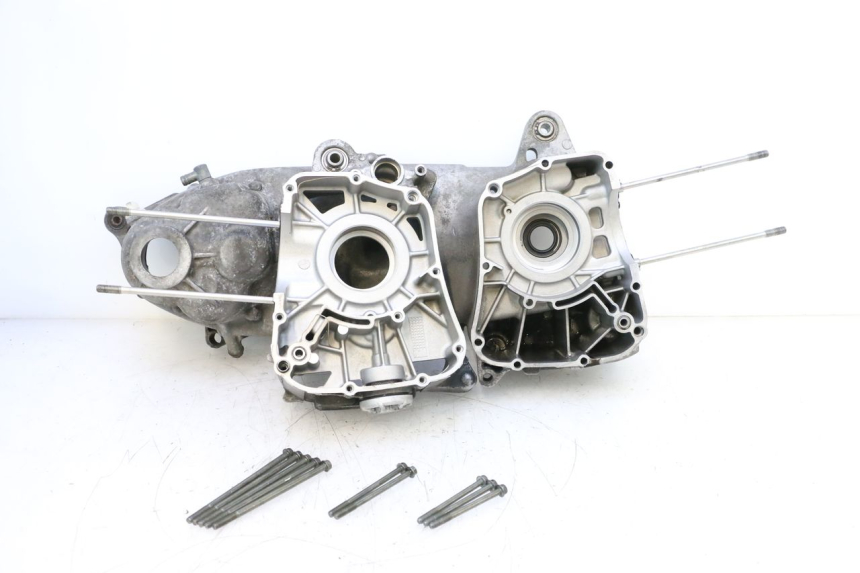 photo de CARTER INFERIOR DO MOTOR YAMAHA X-MAX XMAX 125 (2010 - 2013) - Vista principal