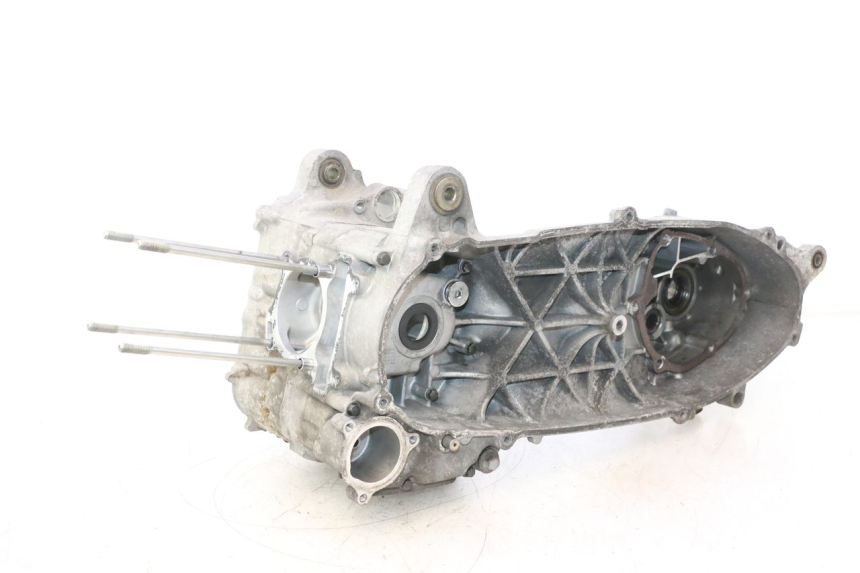 photo de CARTER INFERIOR DO MOTOR YAMAHA XMAX X-MAX 125 (2006 - 2009) - Vista principal