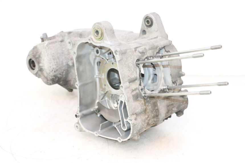photo de CARTER INFERIOR DO MOTOR YAMAHA XMAX X-MAX 125 (2006 - 2009) - Inspeção visual