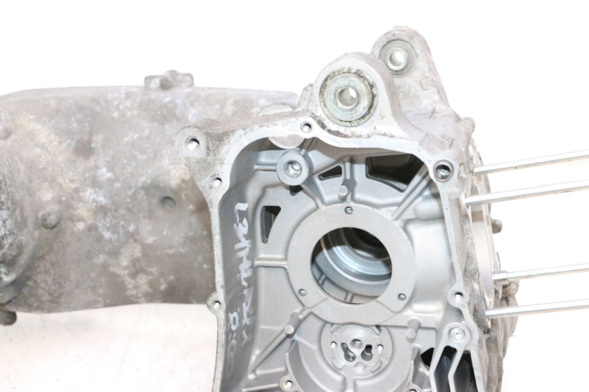 photo de CARTER INFERIOR DO MOTOR YAMAHA XMAX X-MAX 125 (2006 - 2009) - Vista de perfil