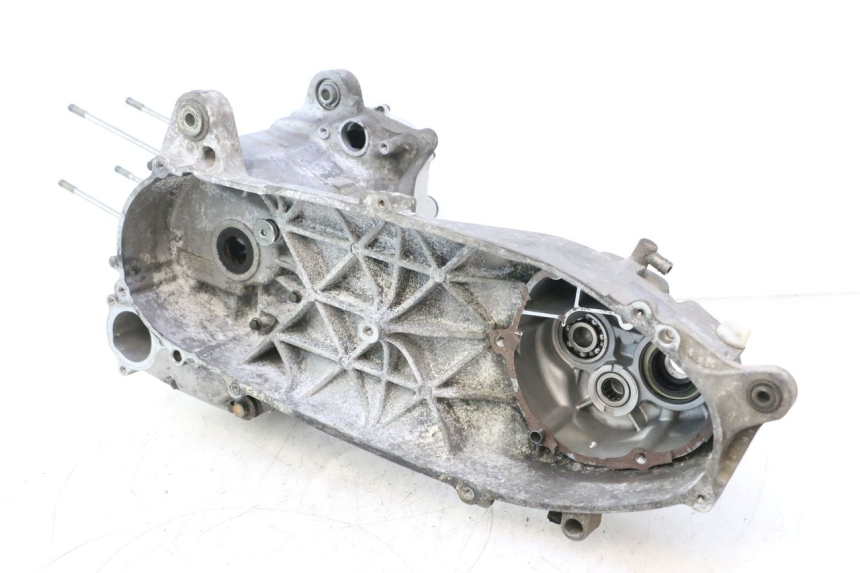 photo de CARTER INFERIOR DO MOTOR YAMAHA XMAX X-MAX 125 (2006 - 2009) - Zoom do estado de desgaste