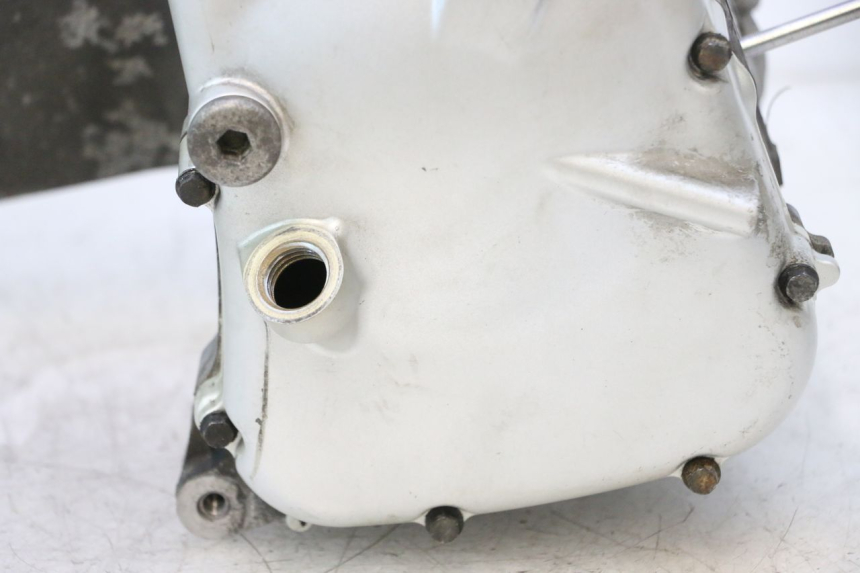 photo de CARTER INFERIOR DO MOTOR YAMAHA XMAX X-MAX 125 (2006 - 2009) - Pontos de fixação