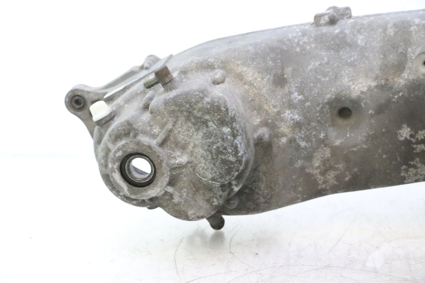 photo de CARTER INFERIOR DO MOTOR YAMAHA XMAX X-MAX 125 (2006 - 2009) - Estado da superfície