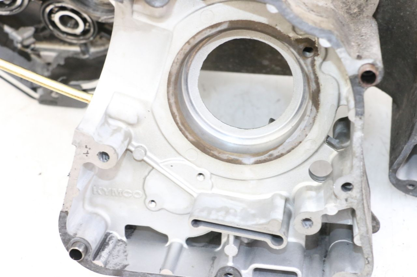 photo de CARTER INFERIOR DO MOTOR KYMCO XCITING 250 (2006 - 2009) - Imagem adicional