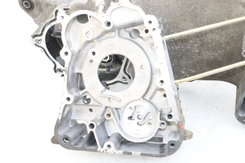 photo de CARTER INFERIOR DO MOTOR KYMCO XCITING 250 (2006 - 2009) - Inspeção visual