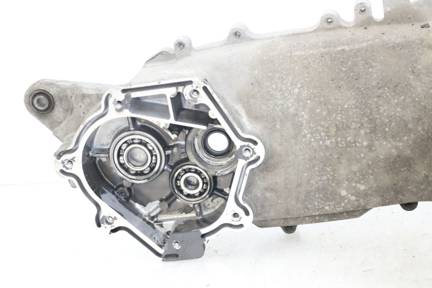 photo de CARTER INFERIOR DO MOTOR KYMCO XCITING 250 (2006 - 2009) - Pontos de fixação