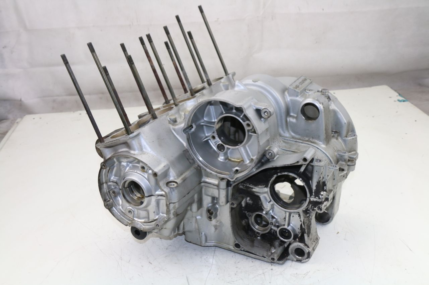 photo de CARCAÇA INFERIOR DO MOTOR YAMAHA XJS DIVERSION 600 (1997 - 1999) - Vista principal