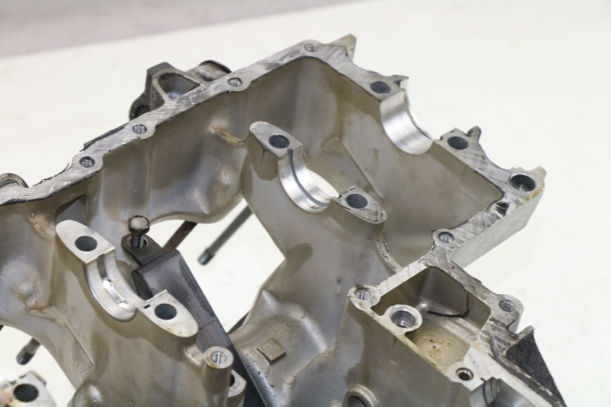 photo de CARCAÇA INFERIOR DO MOTOR YAMAHA XJS DIVERSION 600 (1997 - 1999) - Imagem adicional