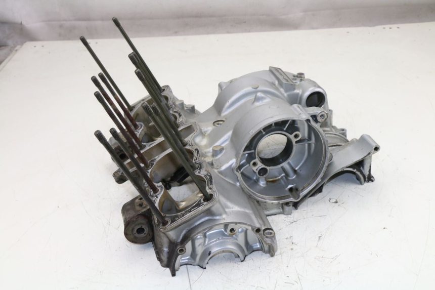 photo de CARCAÇA INFERIOR DO MOTOR YAMAHA XJS DIVERSION 600 (1997 - 1999) - Ângulo alternativo