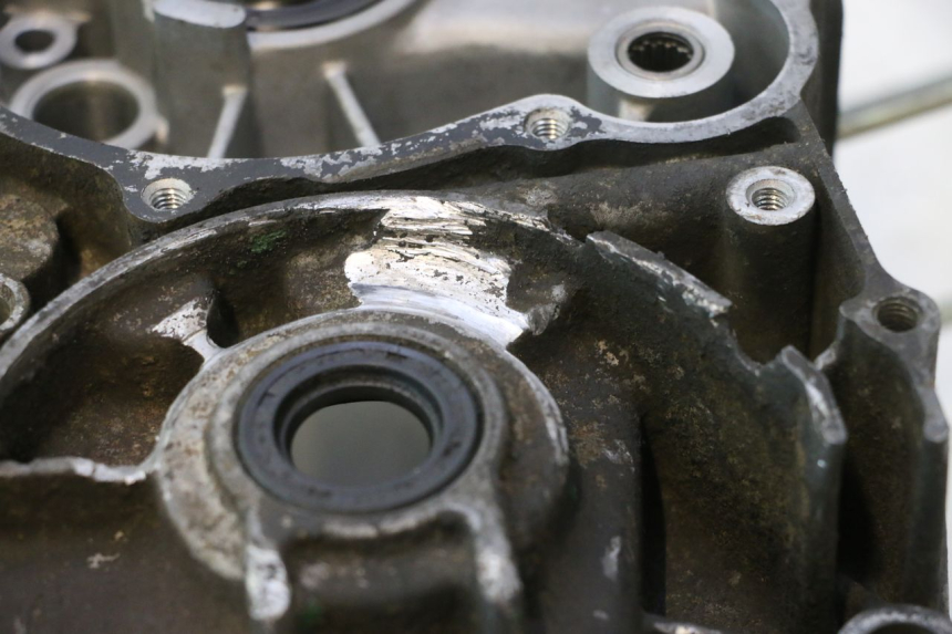 photo de CARCAÇA INFERIOR DO MOTOR SMC XROAD 150 - Ampliação técnica