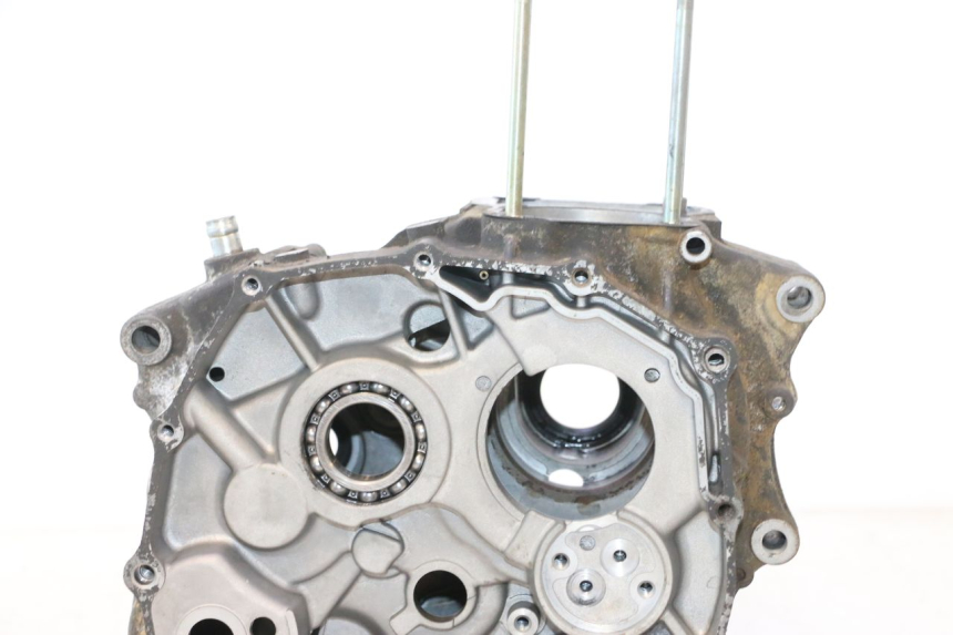 photo de CARCAÇA INFERIOR DO MOTOR SMC XROAD 150 - Peça verificada